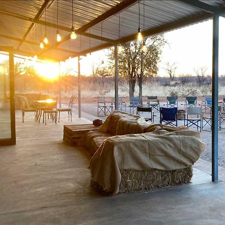 Hotel Kifaru Bush Camp Outjo Exterior foto